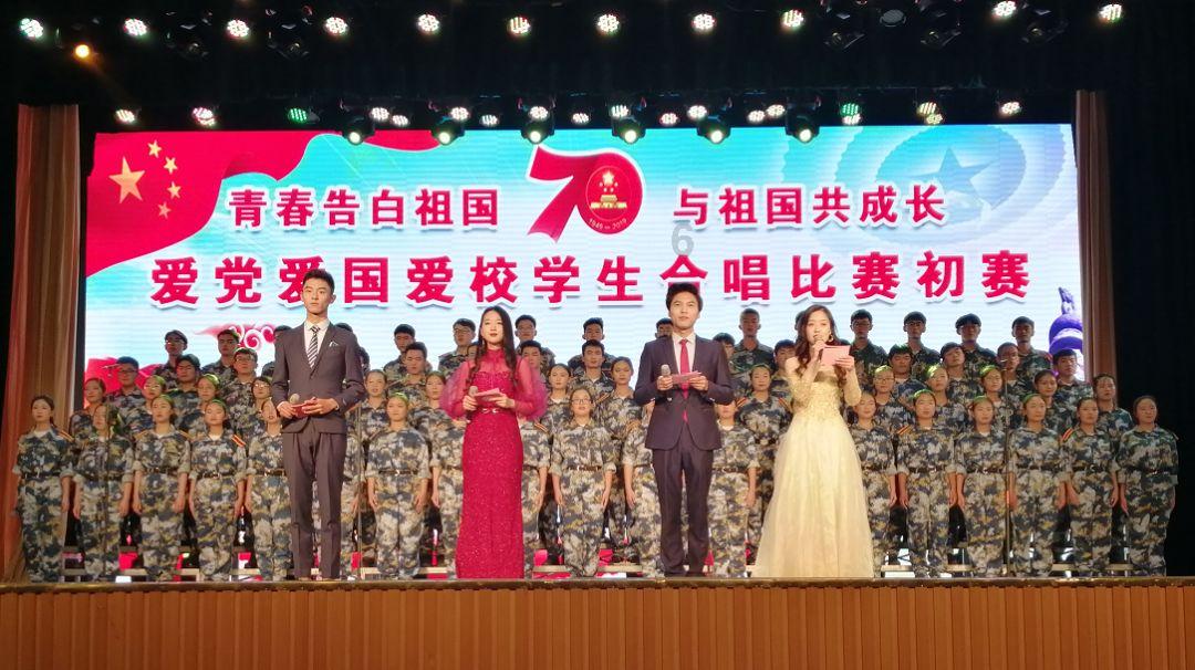 连接正负极