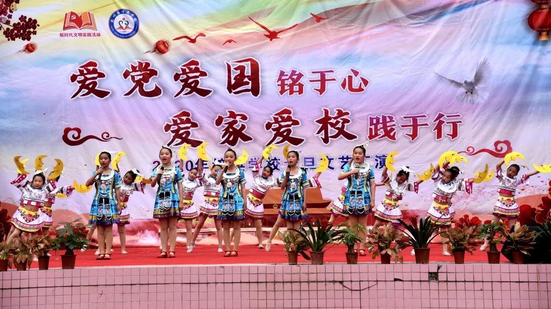 28岁孙俪邀请36岁张晓龙一件事，张晓龙为什么面露痛苦地拒绝