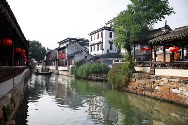 小魔仙跳舞